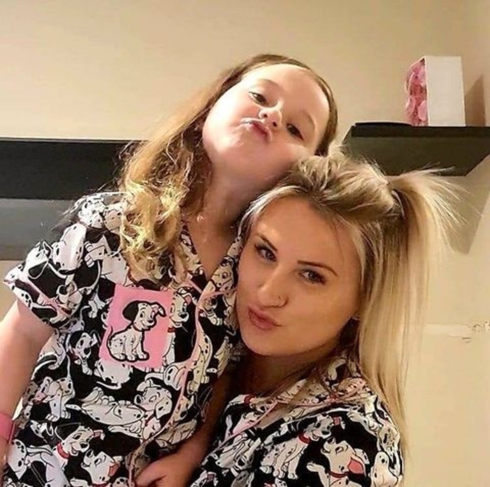 Meet your Posher, Chloe